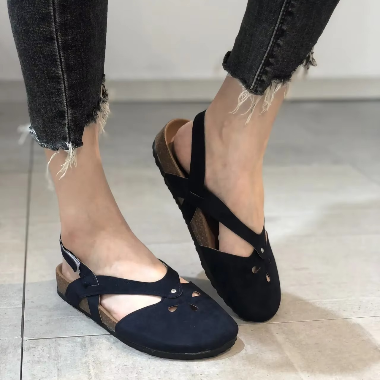 Iza – Women's Comfort Sandals - Grey - 37