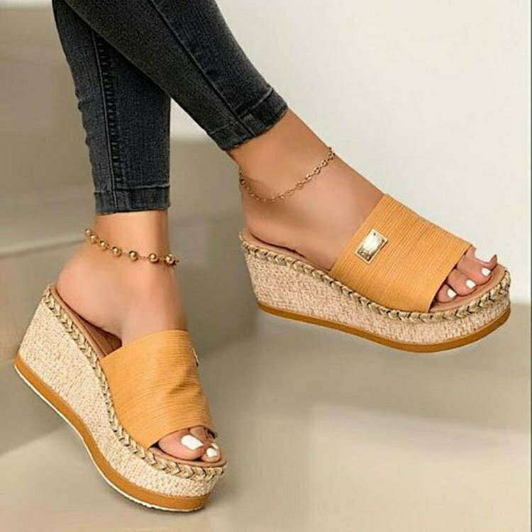 Selena – Women's Comfort Sandals - Beige - 38