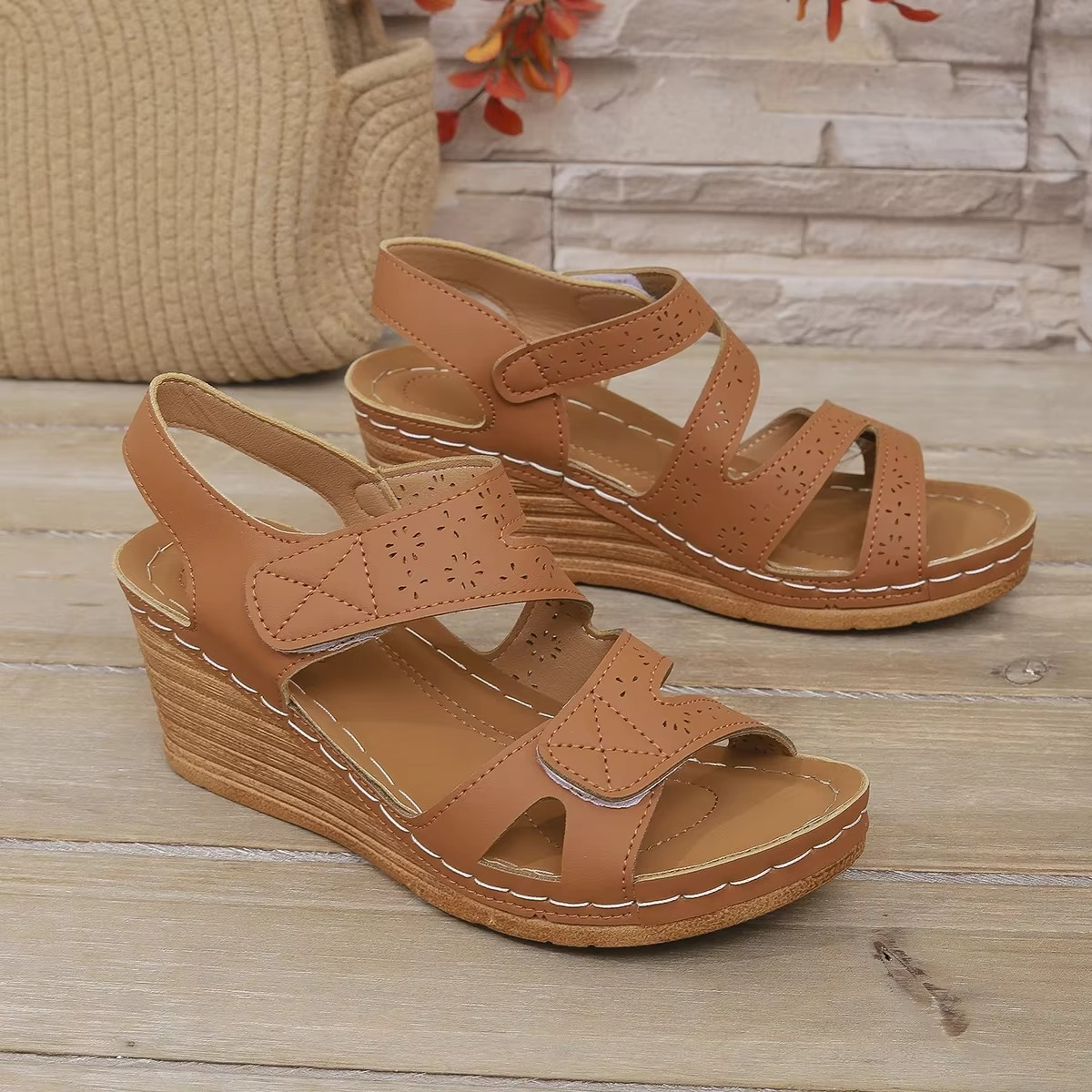 Auria – Women's Comfort Sandals - Black - 37