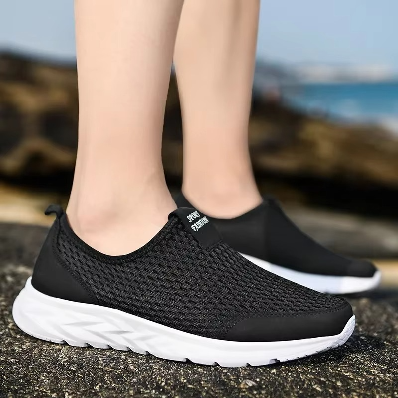 Hyper Comfort – Comfort Trainers - Black/White - 36