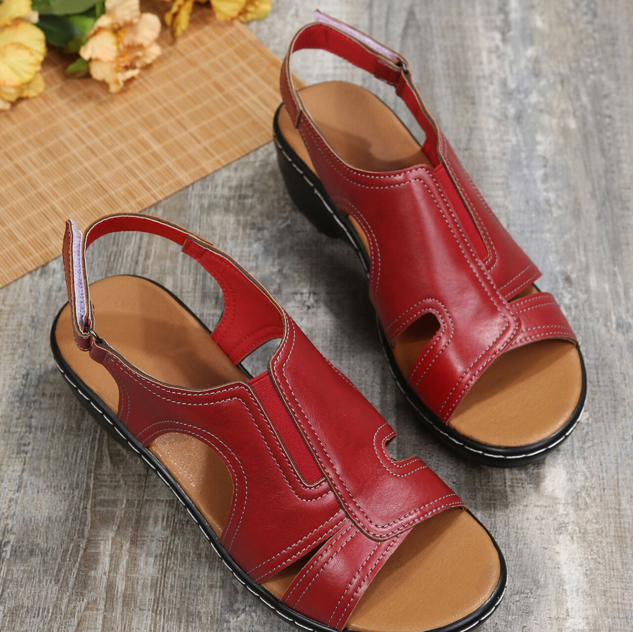 Vennus – Women's Comfort Sandals - Black - 38
