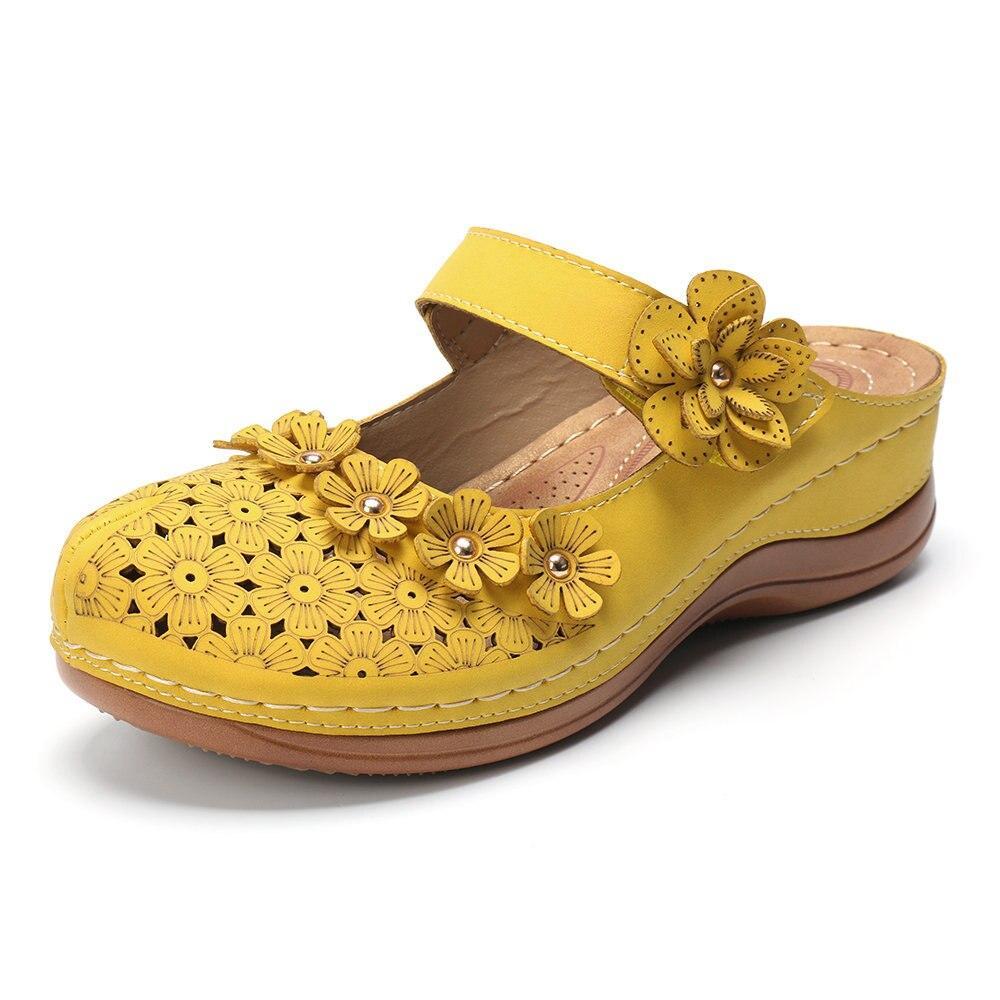 Flowers – Women's Comfort Sandals - Beige - 37
