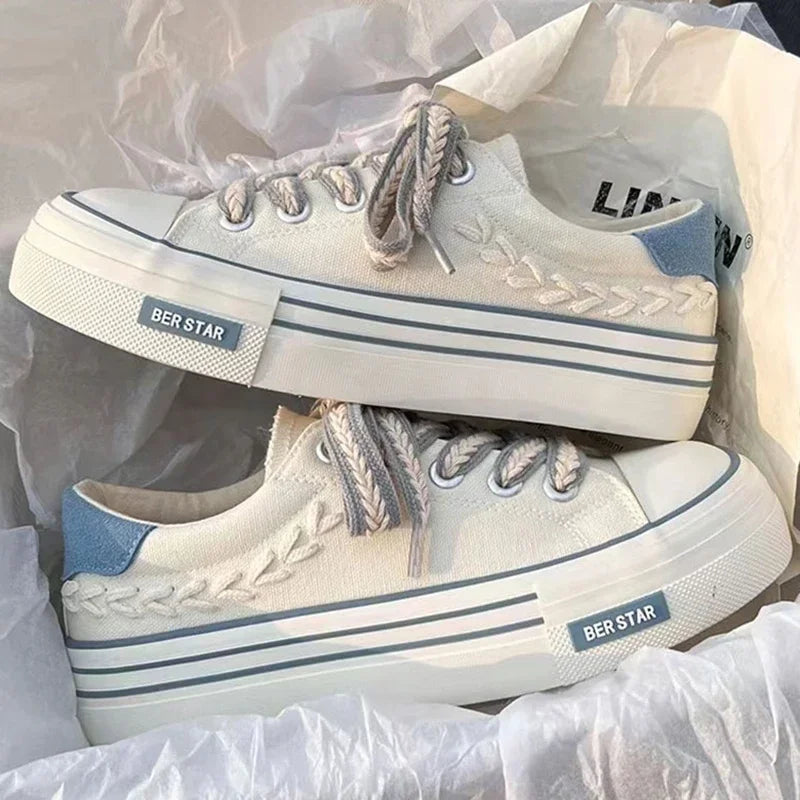 Laurels – Comfort Trainers - White - 39