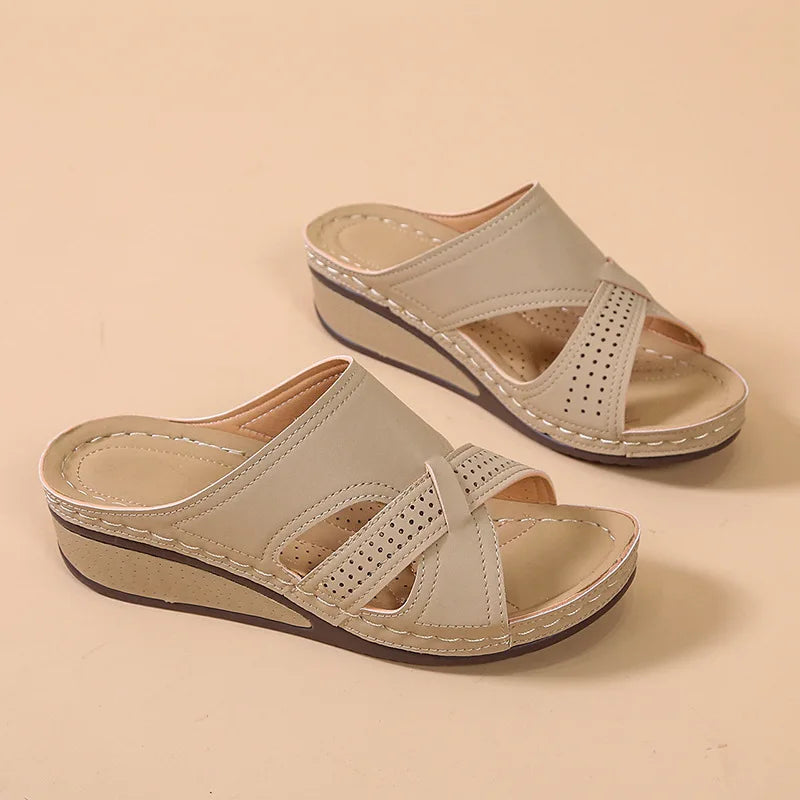 Estella – Women's Comfort Sandals - Black - 37